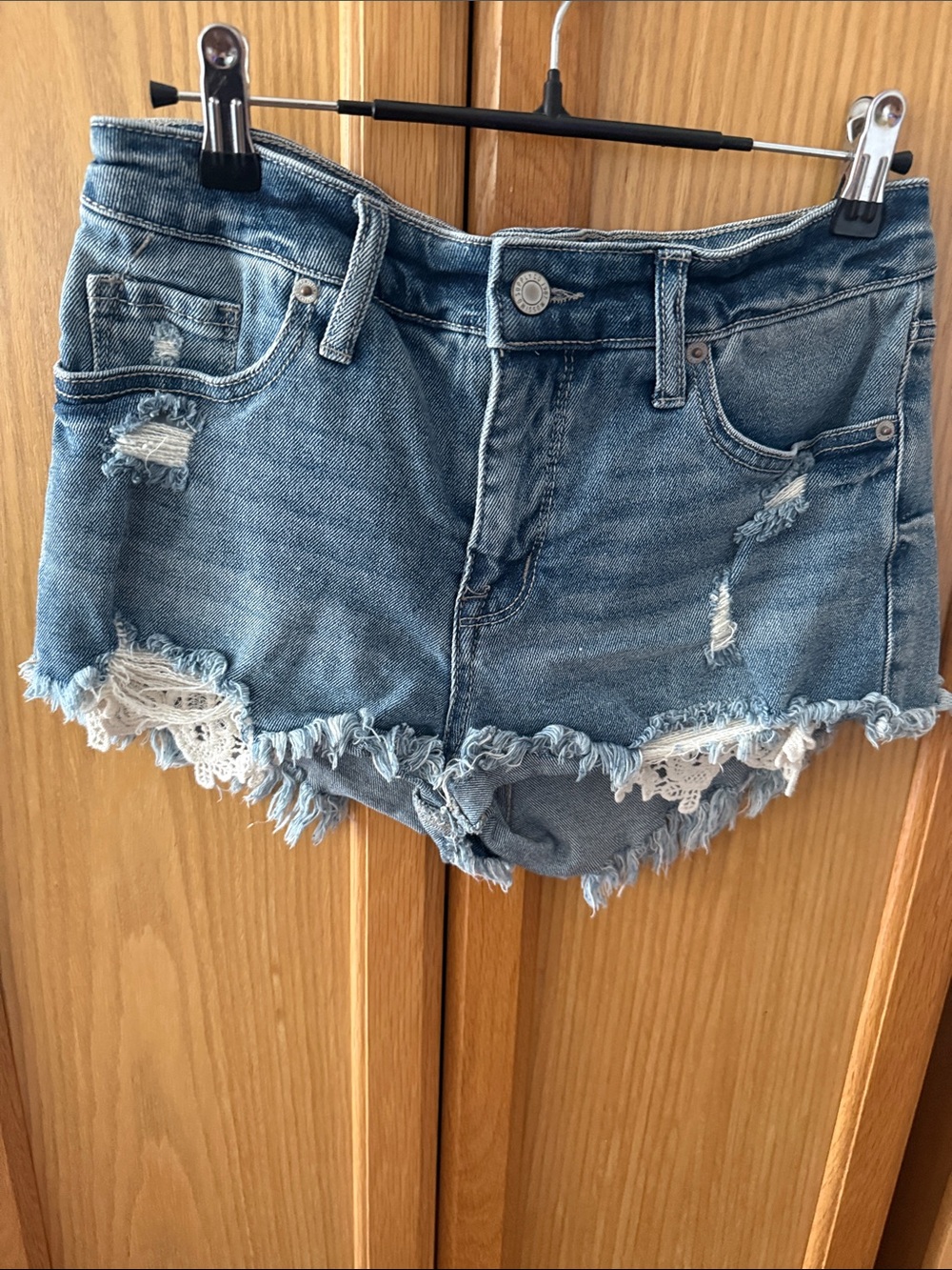 Mossimo High Rise Frayed Fringe Hem Distressed Denim Jean Shorts Size 6 28